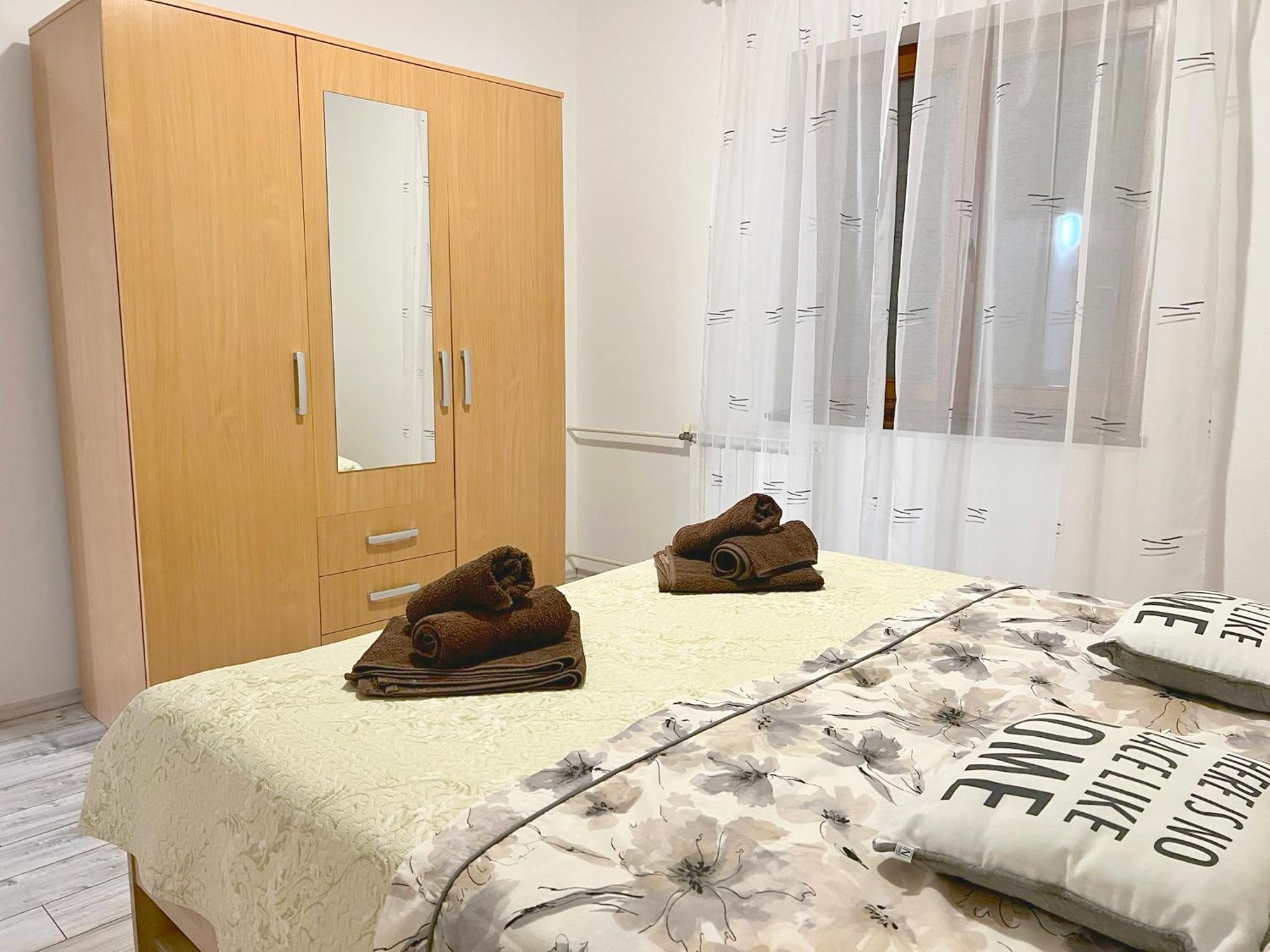 Apartments Ares Rovinj Exterior photo