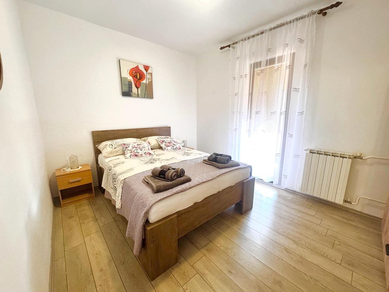Apartments Ares Rovinj Exterior photo